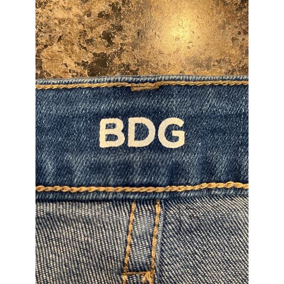 BDG Super High Rise Spade Pin Up Blue Denim Shorts Size 28 - Picture 4 of 8